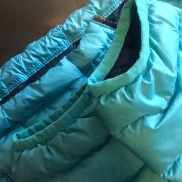 Patagonia down jacket with hood. EUC. Blue. - Picture 4 of 6